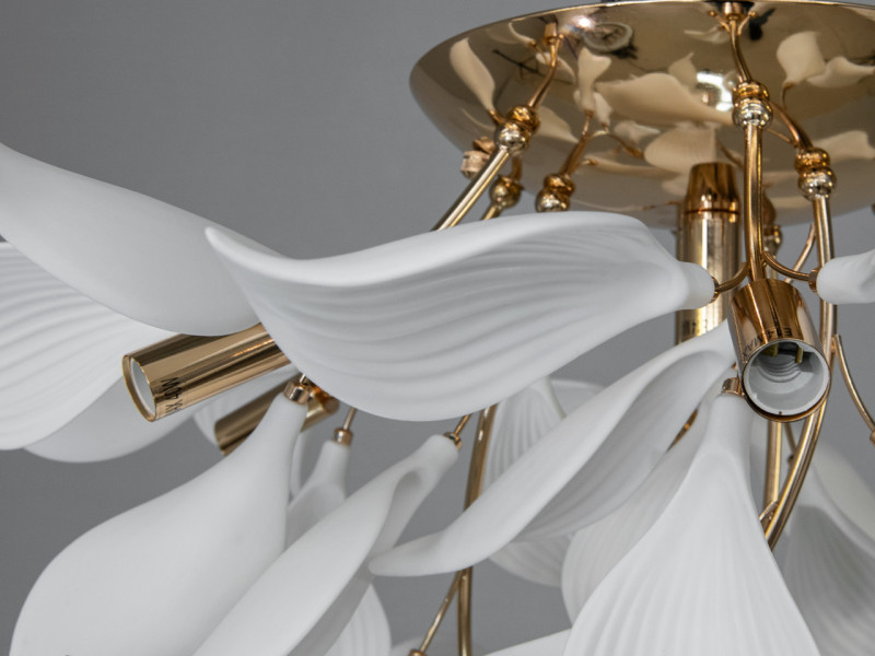 Люстра з фарфоровими елементами, Люстра "Квітка" 10 ламп, золотиста
