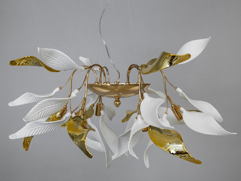 Підвісна люстра з фарфоровими елементами, 6 ламп, золотого кольору