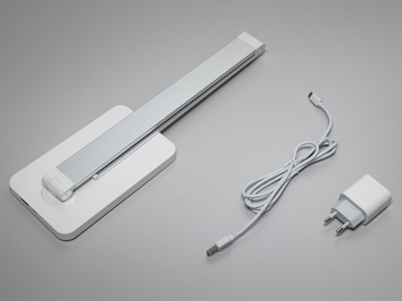 Світлодіодний сенсорний настільний світильник з usb зарядкою, 5 Вт