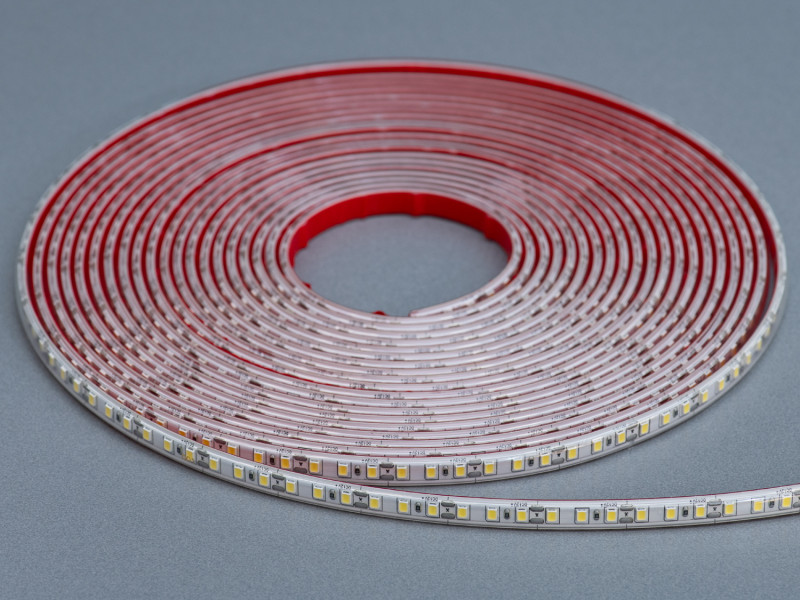 LED стрічка 12В, 120 штм, герметична, 8мм, холодний
