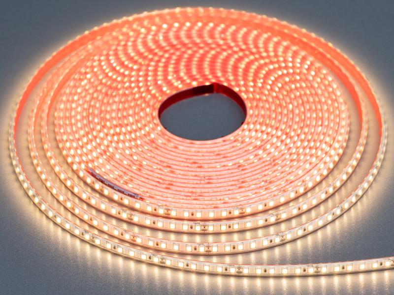 LED стрічка 24В, 120 штм, герметична, 8мм, теплий